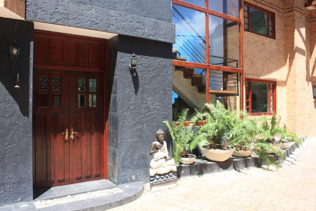 Spectacular House Inside The Colombian Mountains Bogotá